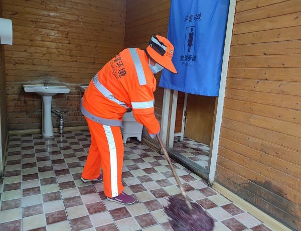 甘肃西和项目公厕保洁(图2)