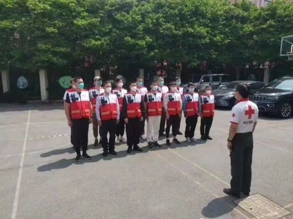 中商企协助力“疫”线 抗疫守“沪”在行动(图1)