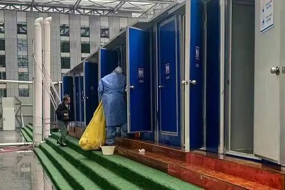 奋战“疫”线丨上海万杰与国展方舱的日夜守护(图2)