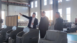 安徽省政协副主席郑宏 省交通运输厅党组书记、厅长章义一行莅临橙犀智造产业园调研考察(图3)