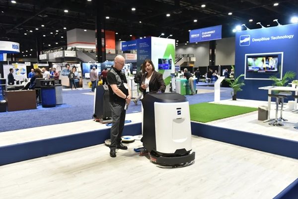 深兰科技亮相2022 ISSA北美清洁展 全面开拓北美市场！(图3)