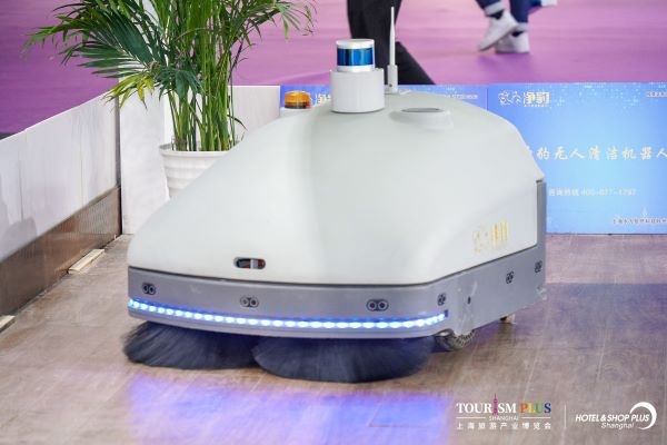 吸尘器的清洁方法?关于吸尘器日常保养维护的知识(图1) 吸尘器的清洁方法?关于吸尘器日常保养维护的知识(图1)