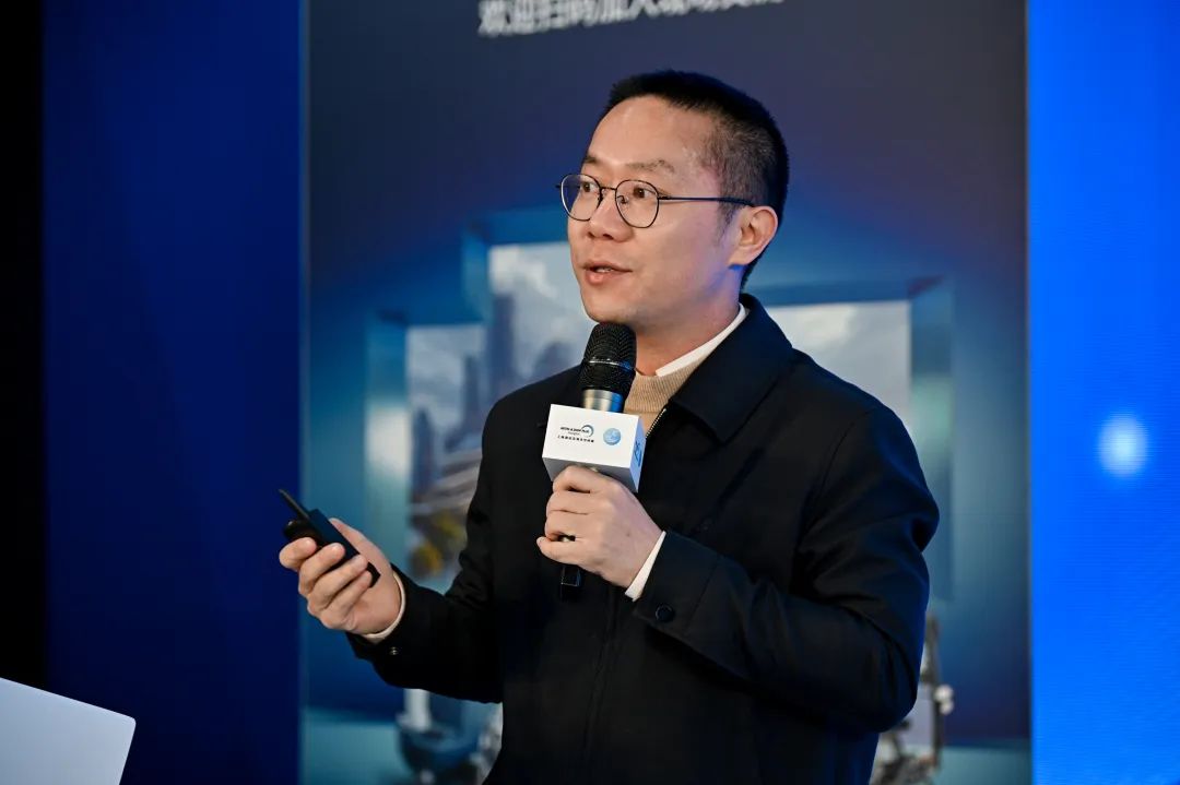 “双碳”风口下的新质生产力应用成果 上海城市环境卫生高峰论坛亮点回顾!(图6) “双碳”风口下的新质生产力应用成果 上海城市环境卫生高峰论坛亮点回顾!(图6)