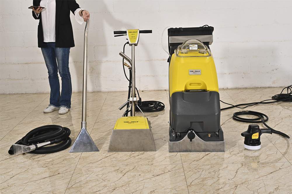 三合一地毯抽吸机那个牌子好？地毯清洗机器设备价格？(图1)