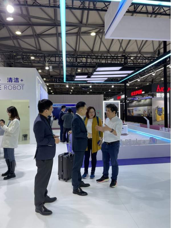 2023CCE亿嘉和智能清洁展位精彩大盘点(图8) 2023CCE亿嘉和智能清洁展位精彩大盘点(图8)